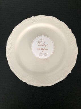 NWTSilver Spoons Vintage Collection Cream Plastic Salad Plates - 9" (Pack of 10)